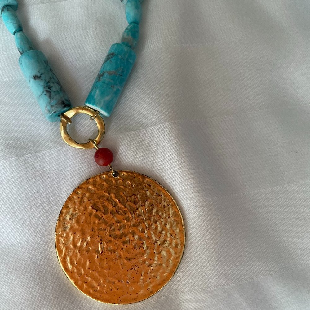 SK Turquoise and Gold Pendant Necklace and Earrings - Picture 4 of 10